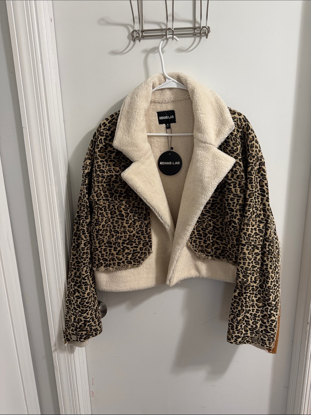 Rehab Cropped Teddy Jacket in Cream and Brown Leopard NWT SIZE M very oversized